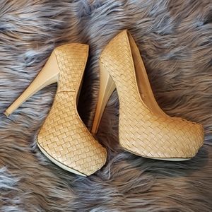 Shoedazzle Woven Platform Heel